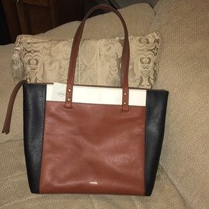 🤎🤍🖤NWT Fossil Black Multi Genuine Leather Tote